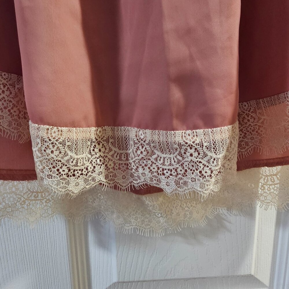 Pink Top - Picture 2 of 4